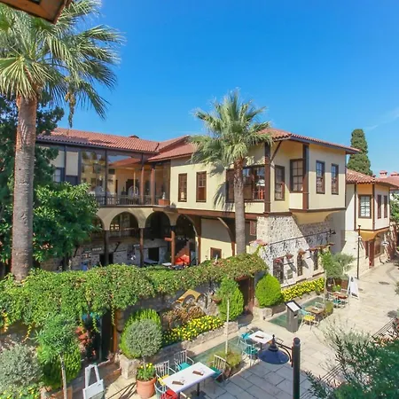 Amazing Flat Near Hadrians Gate